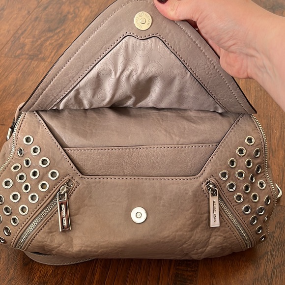 Like New Michael Kors Leather Satchel. $498 retail - Picture 5 of 15